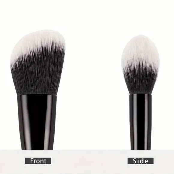 Kat Von D Duo Highlight and Detail Brush - Picture 3 of 5